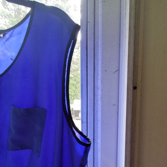 Dress - Picture 5 of 8